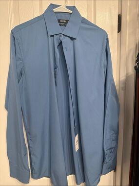 Men's Classic Sky Blue Dress Shirt
